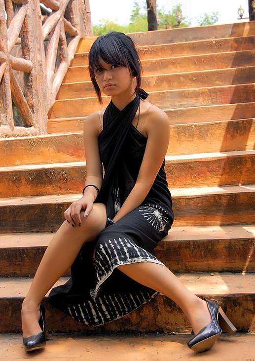 Gadis SPG Ternate