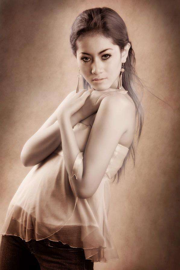Cover Girl Medan