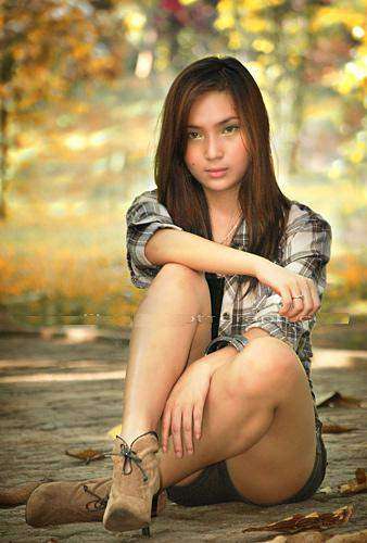 Cover Girl Serang