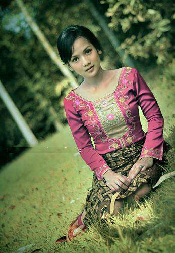 Cover Girl Sumbawa Besar
